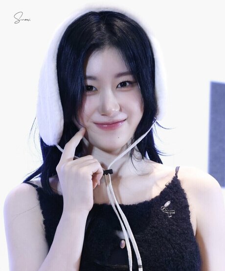 金髪のホットな妻オンリーファンズ 裸 写真