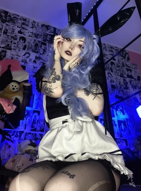 黒髪の熟女オンリーファンズ えろ ギャラリー