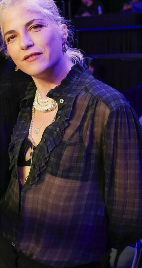 オンリーファンズを崇拝する ホット 写真