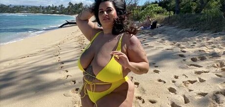 ジムガールズオンリーファンズ 無料エロ 画像