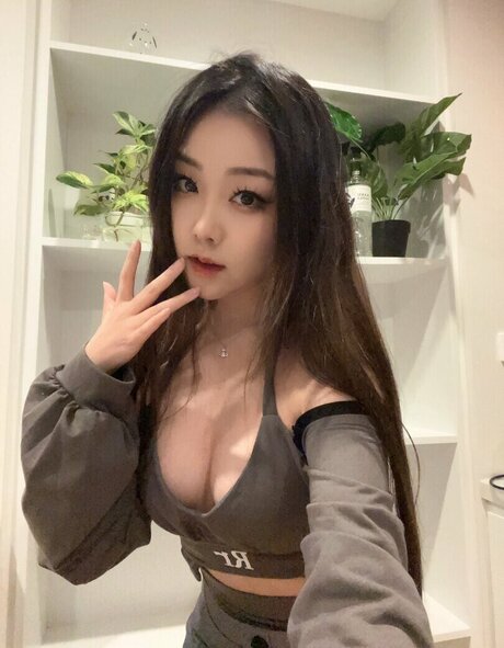 Hanavocado ヌード女優 写真