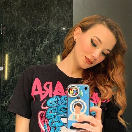 Aria Bedmar 美しいスター 写真