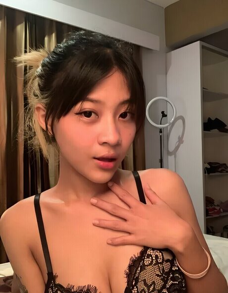 フィットネスコーチオンリーファンズ ポルノ 写真