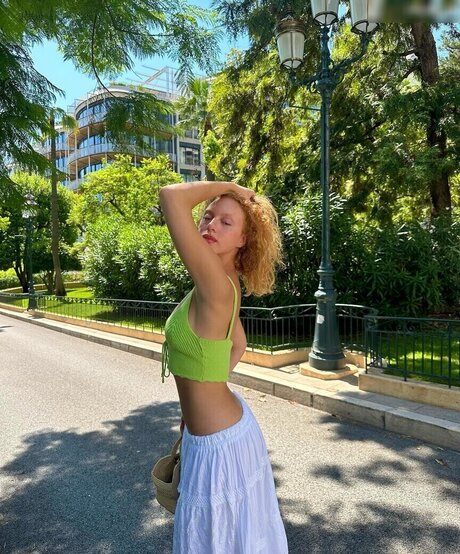 フィットネスアナルオンリーファンズ ポルノ 画像