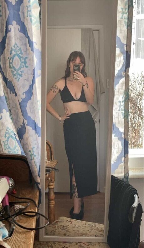 モデルファックオンリーファンズ セックス 写真