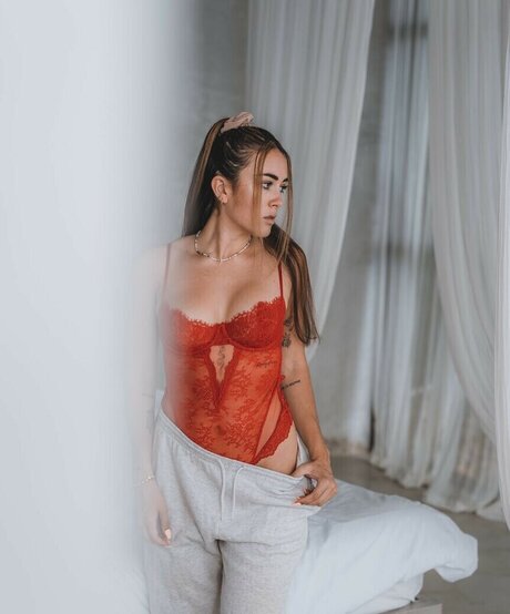 アジア人ギルフオンリーファンズ 美しい裸 画像