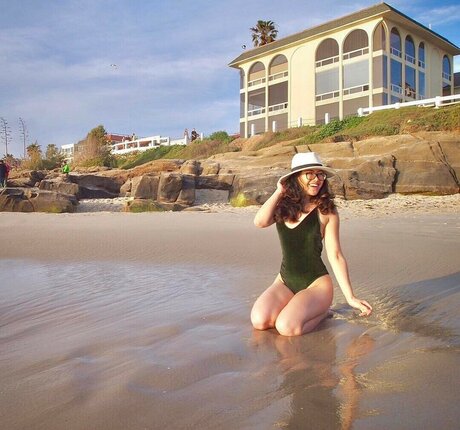 Allison Yellow 素敵な女優 写真