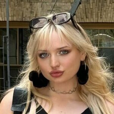 TalkFastEllie ポルノスター セクシー 写真