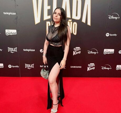 sugussusana ホットなポルノスター 写真