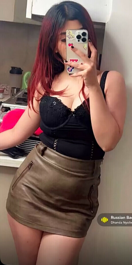 Riya Pandey かわいいスター 写真