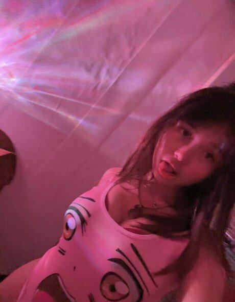 Riska Saputri 最高のポルノスター 写真