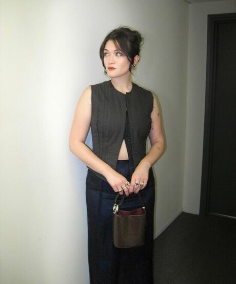 Isa Briones 素敵なスター 写真