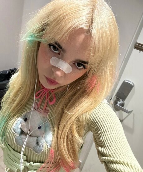 黒髪の熟女オンリーファンズ 無料ポルノ 写真