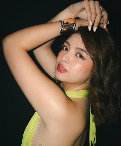 陸軍の熟女オンリーファンズ セクシーxxx ギャラリー