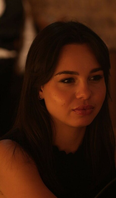 ニューハーフオンリーファン アート裸 写真