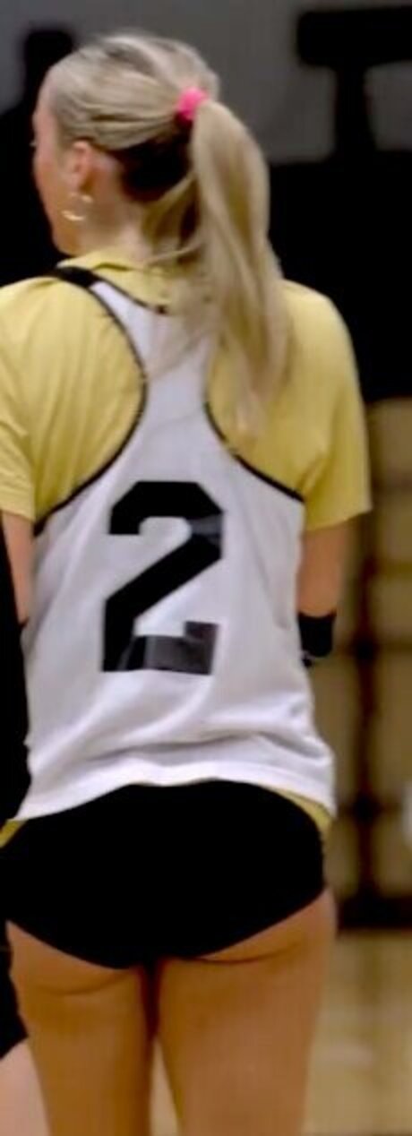 Taryn DeWese ヌードモデル 写真