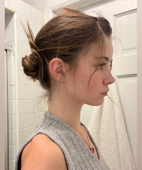 Sephira Lily Street アートモデル 写真