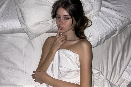 Sephira Lily Street アートポルノスター 写真