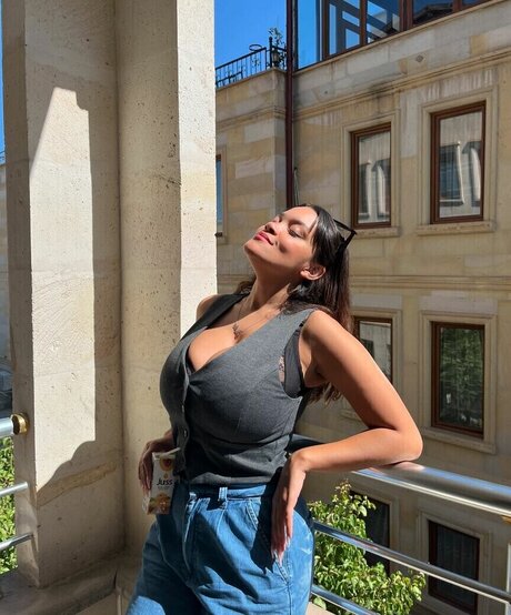 アマチュアペッギングオンリーファンズ パーフェクト 画像