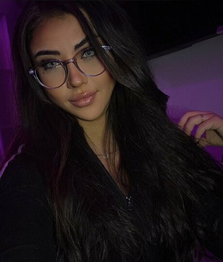 アマチュアディープスロートオンリーファンズ アダルト 写真