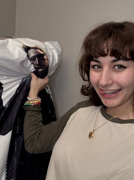 ニューハーフが男とセックスするオンリーファンズ ホット裸 写真