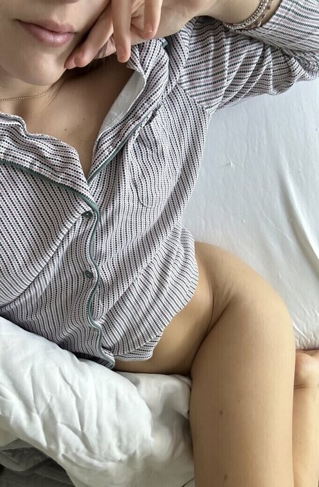 熟女オーガズムオンリーファンズ 美しい 写真