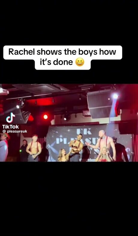 小柄な足オンリーファンズ 美しいxxx 写真