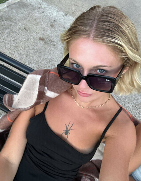 Lillersxoxo アダルト女優 画像