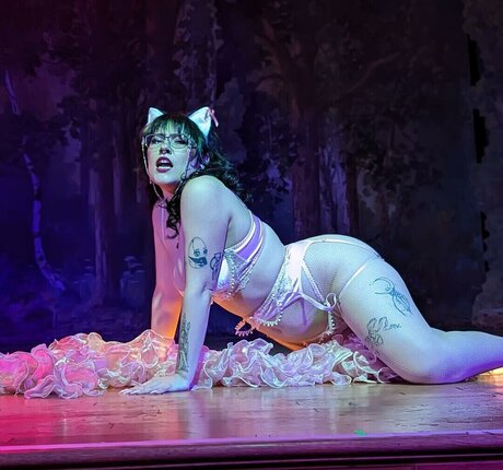 saint miau 裸モデル 写真