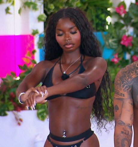 Olandria Carthen 完璧なモデル 写真