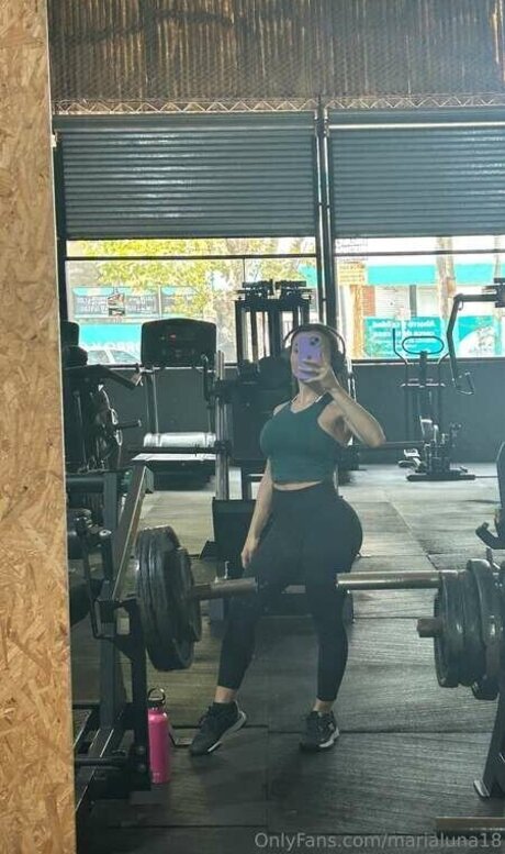 アラブ人妻オンリーファンズ エロ ギャラリー