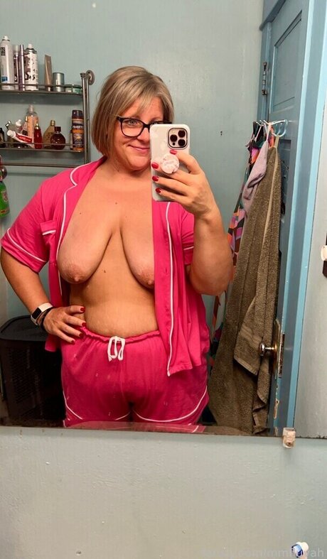 mmfluvah ポルノスター ヌード 写真