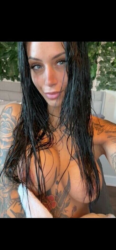 Victoria rae69 エロティックモデル 写真