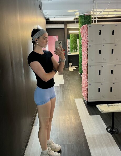 本物のオンリーファンズ 無料アダルト 画像