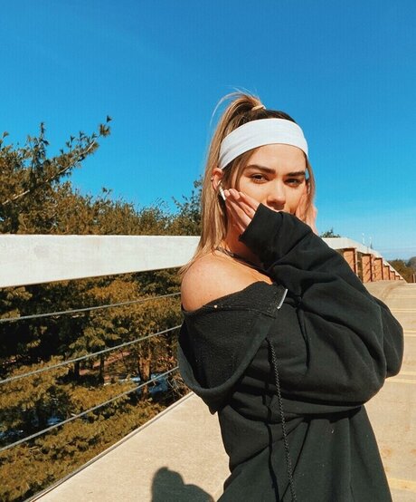 バニープリンセスオンリーファンズ xxx 画像