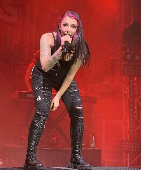 トランス熟女オンリーファンズ 美しいxxx 写真