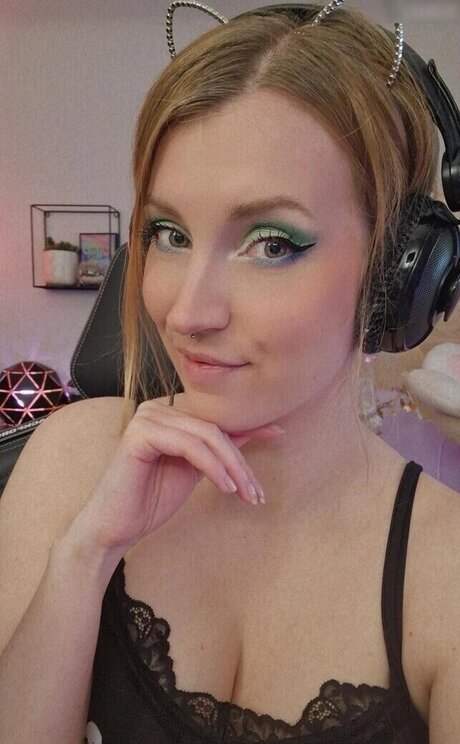 asmr ジンジャー オンリーファンズ えろた 画像