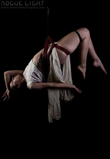 毛深いトゥインクオンリーファンズ 美しい裸 写真