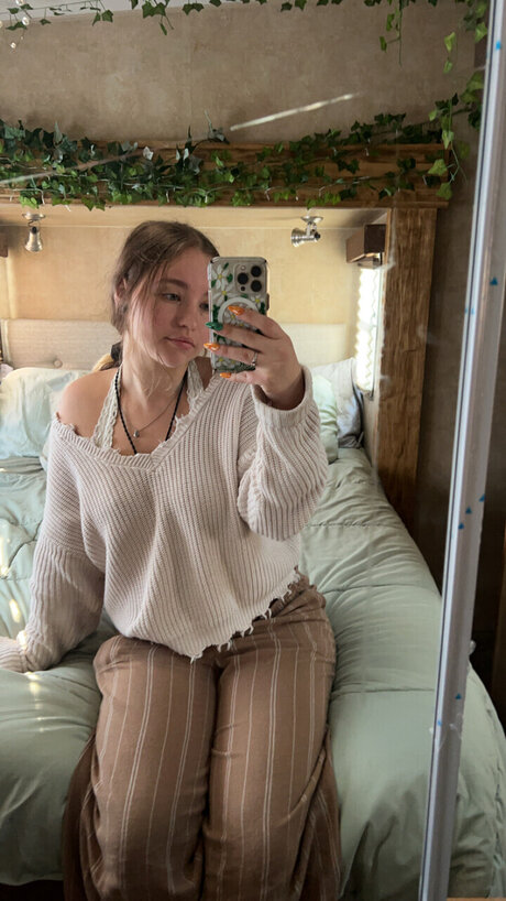 Stargirl gnat かわいいポルノスター 画像