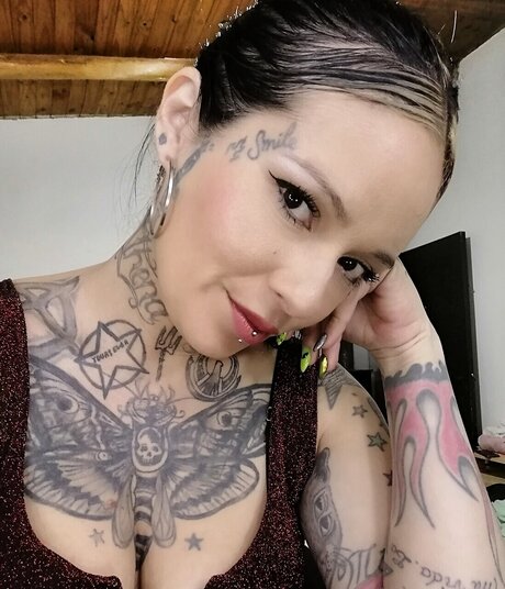 Marinkvip エロティックなスター 画像