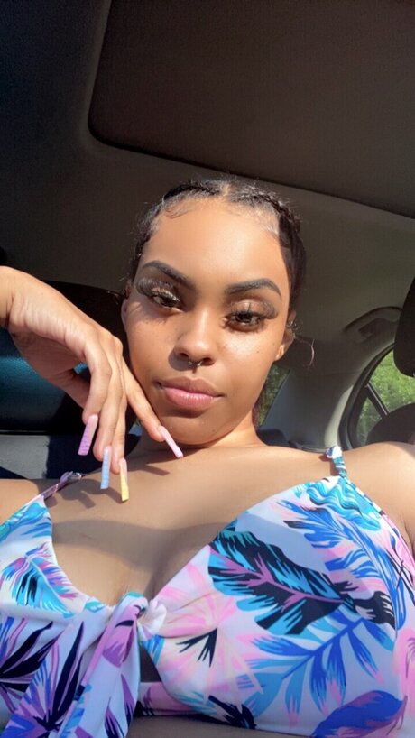 Jazmyn Moore 独占ポルノスター 写真