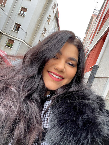 A I T A N A 美しいスター 画像