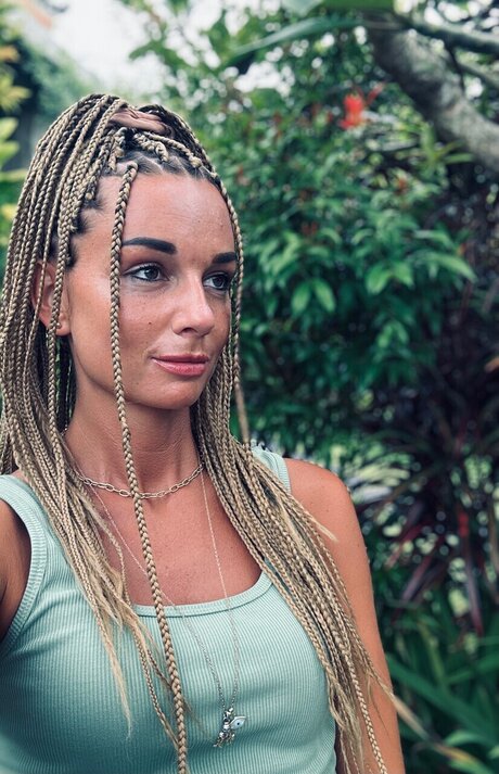 Zahra アダルトモデル 写真