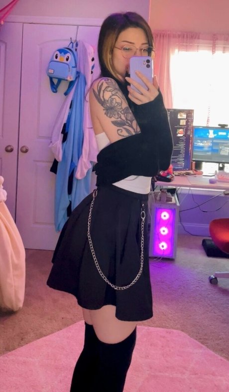 PistolNSFW 高品質女優 写真