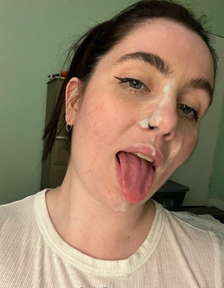 オタクプリンセスオンリーファンズ 無料セックス 画像