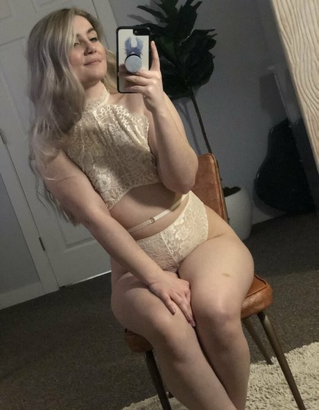 カウガール POV オンリーファンズ エロ 画像