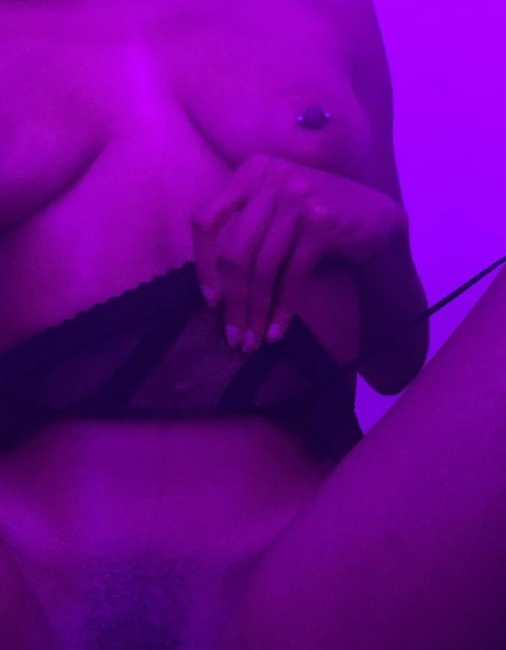 カウガール POV オンリーファンズ HD ギャラリー