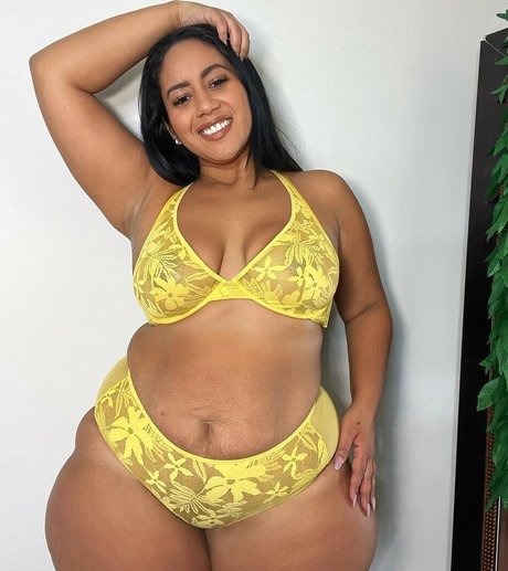 エボニートップオンリーファン ホットヌード 写真