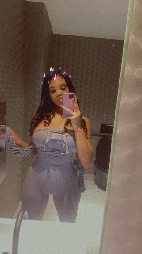 Tyler Wisby 独占スター 画像