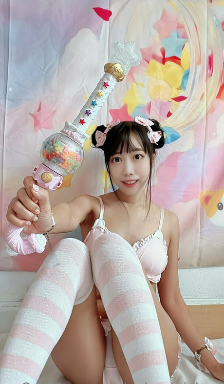 Nek0gigichan 可愛いモデル ギャラリー